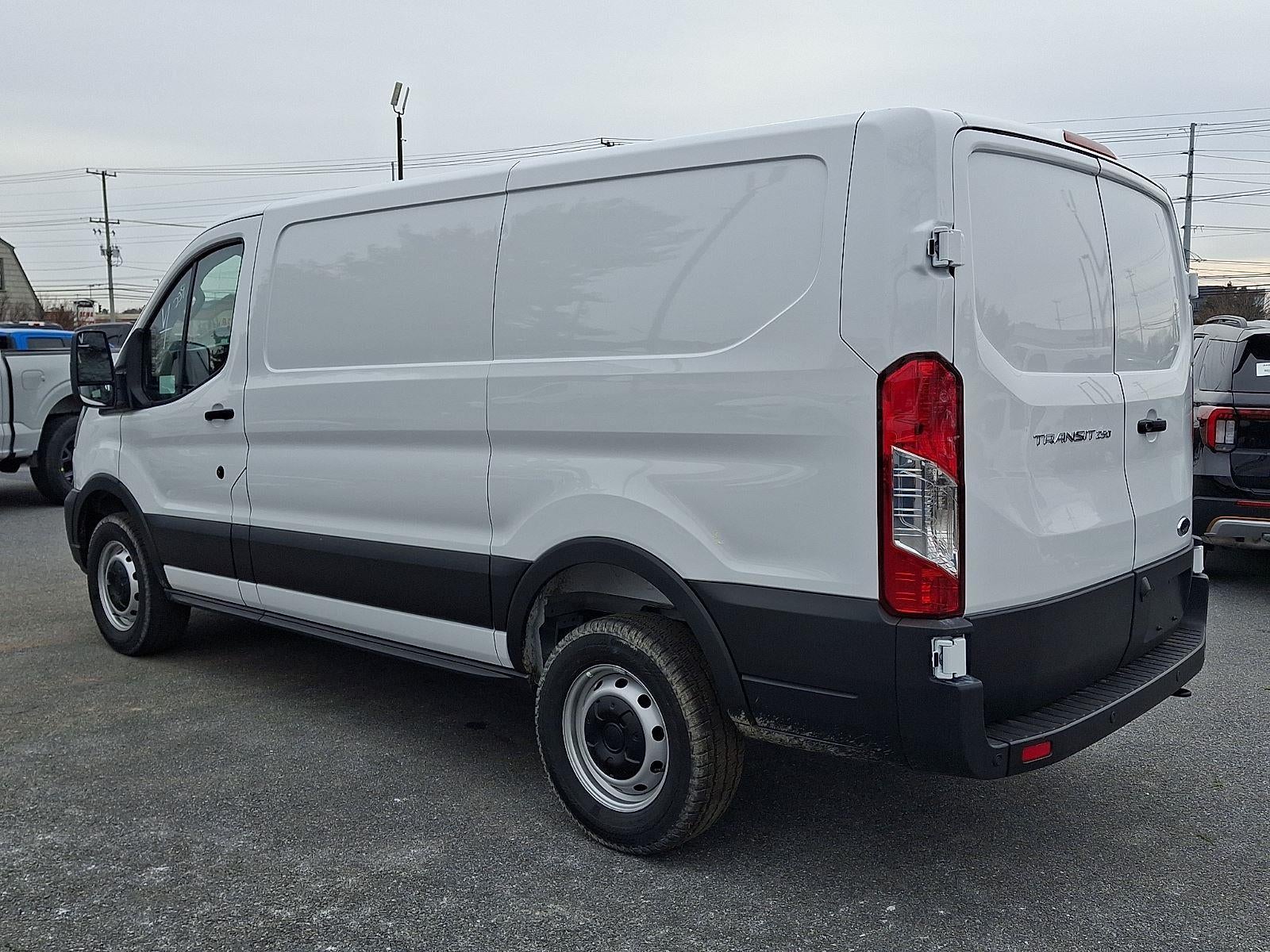 2025 Ford Transit 250
