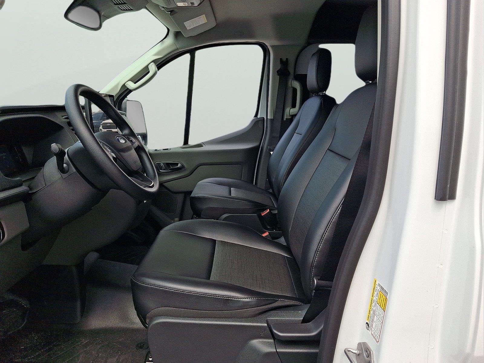 2026 Ford Transit Cargo Van T-250 130" Low Rf 9150 GVWR RWD