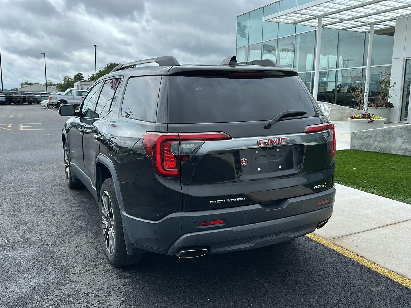 2020 GMC Acadia AT4