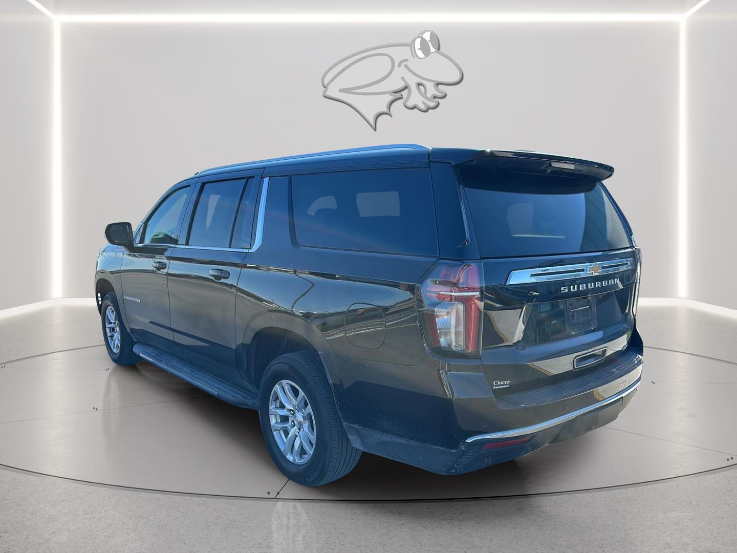 2024 Chevrolet Suburban LT