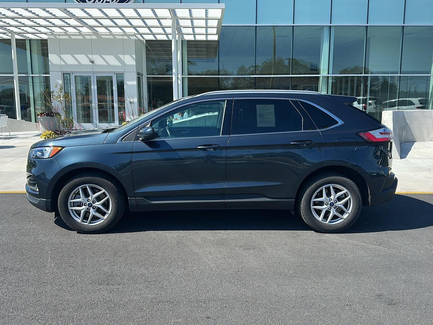 2022 Ford Edge SEL