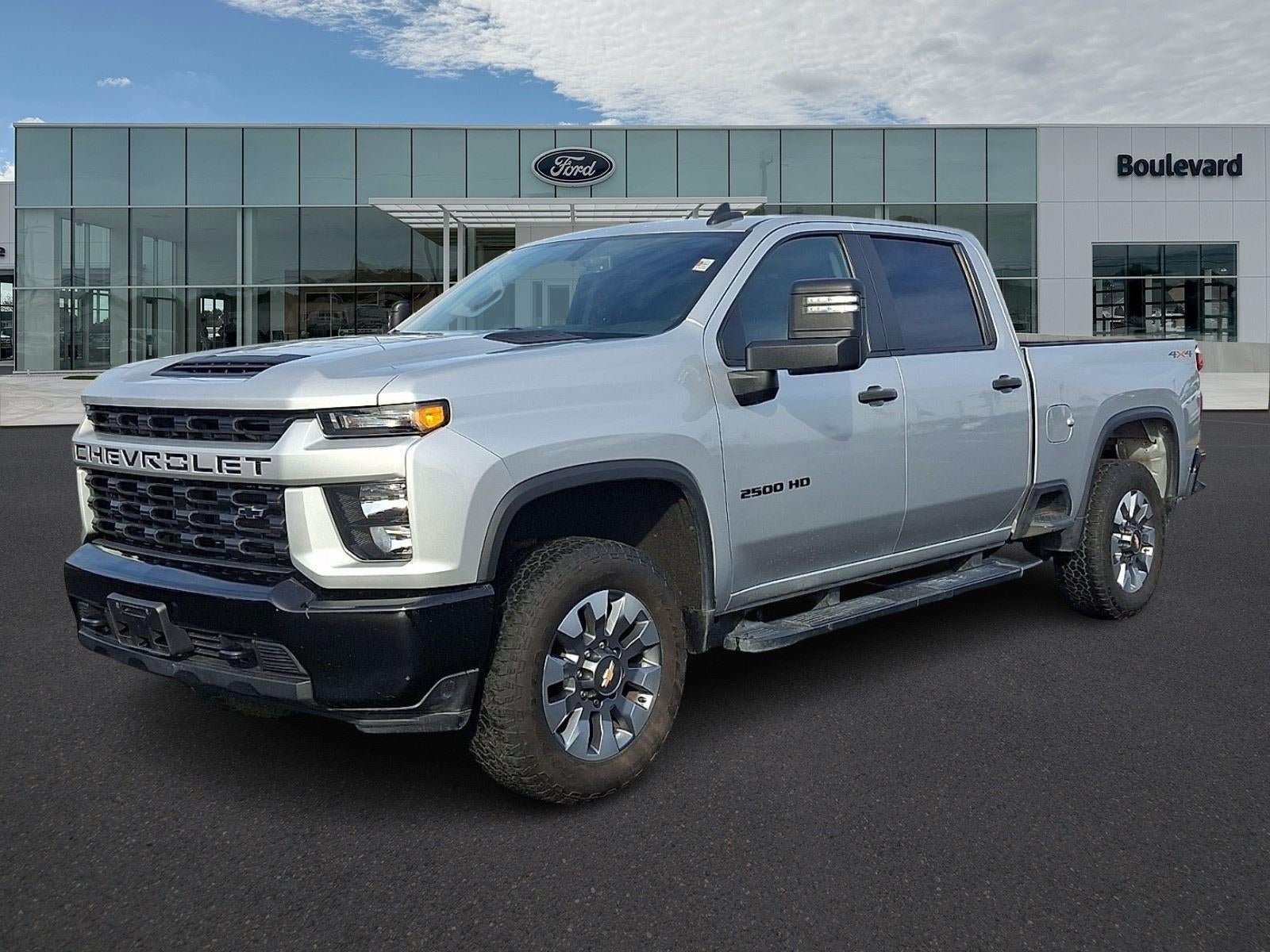 2023 Chevrolet Silverado 2500HD Custom