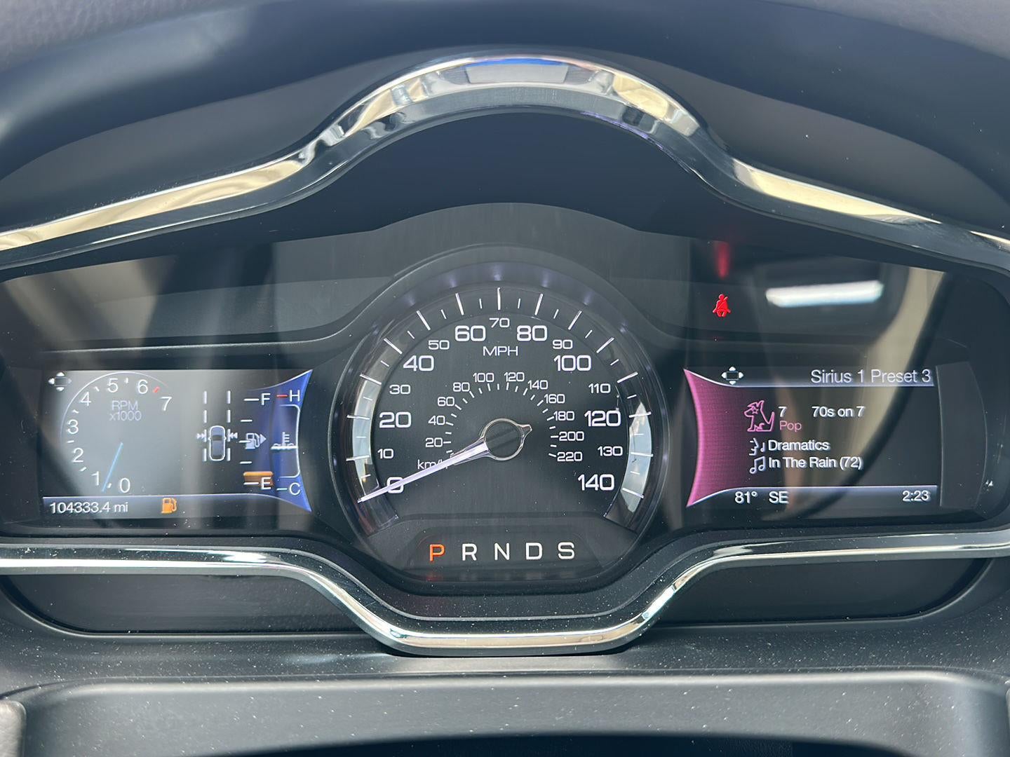 2019 Lincoln MKT Base