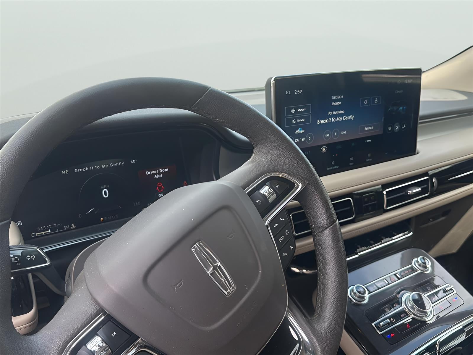 2023 Lincoln Nautilus Standard