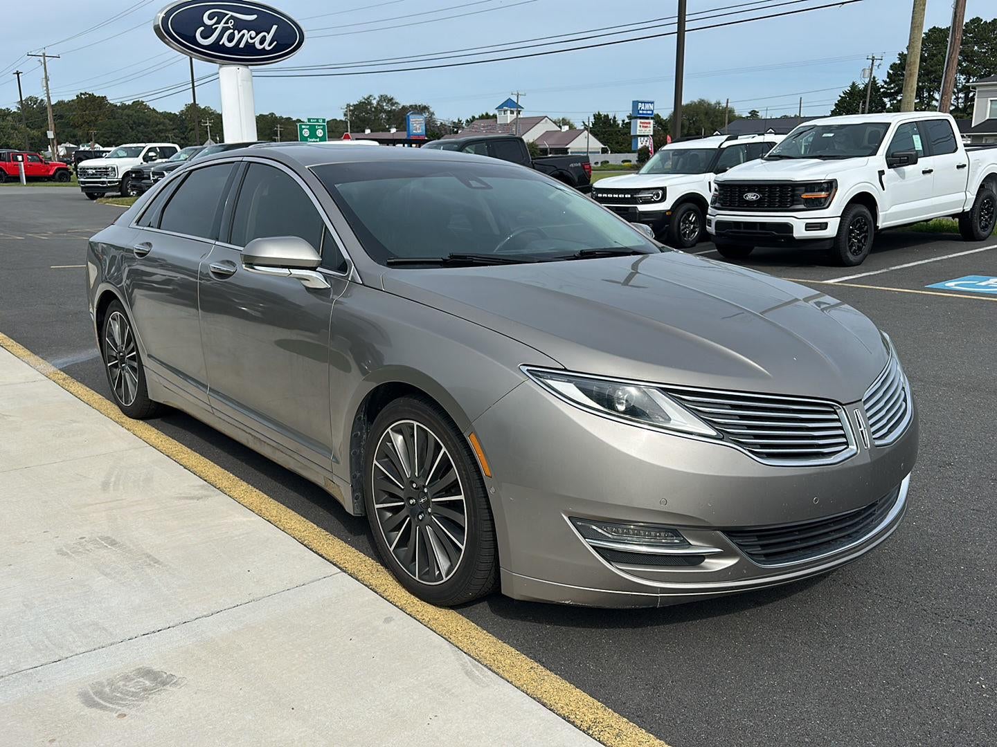 2016 Lincoln MKZ 4dr Sdn AWD