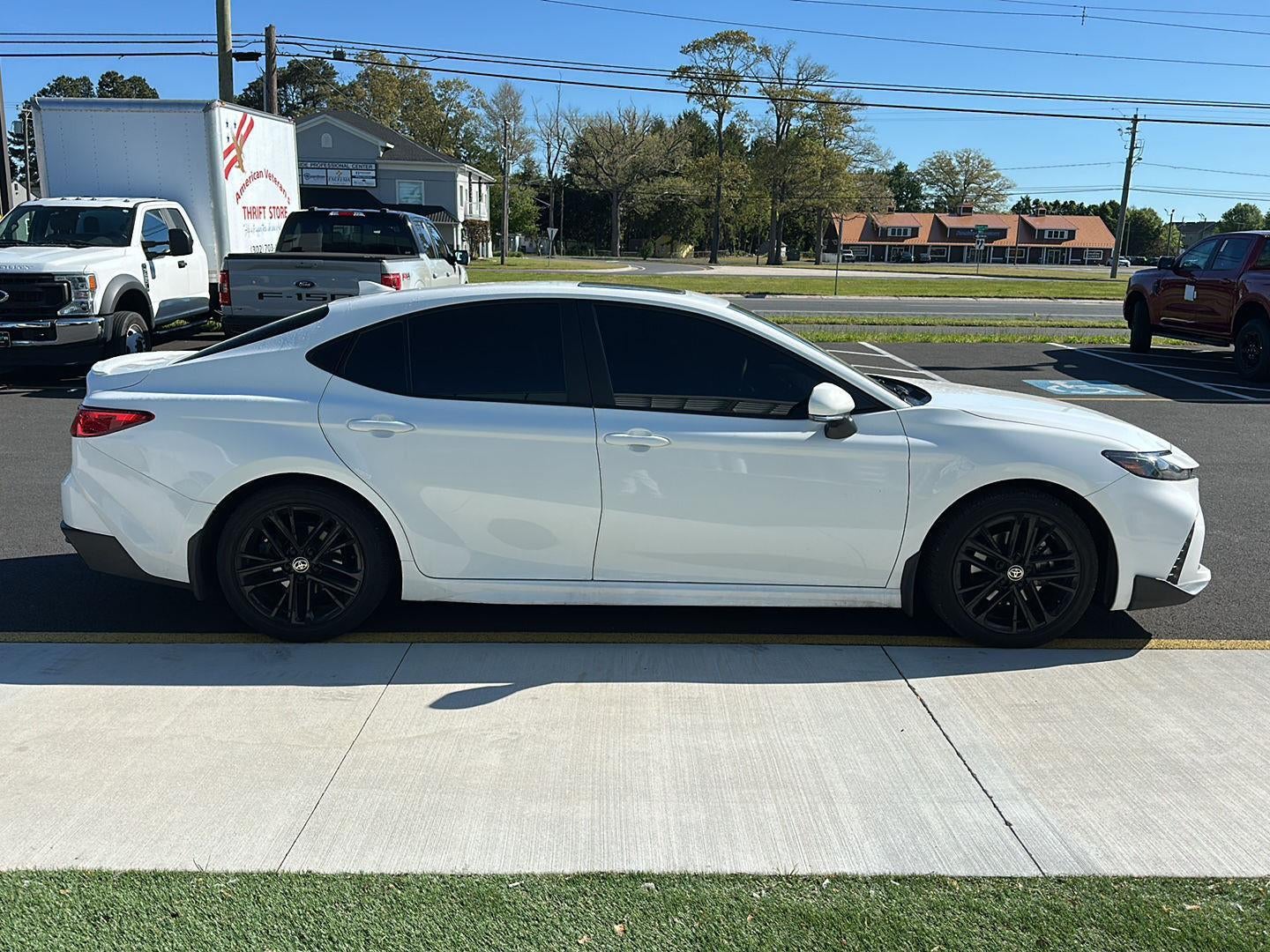 2025 Toyota Camry SE