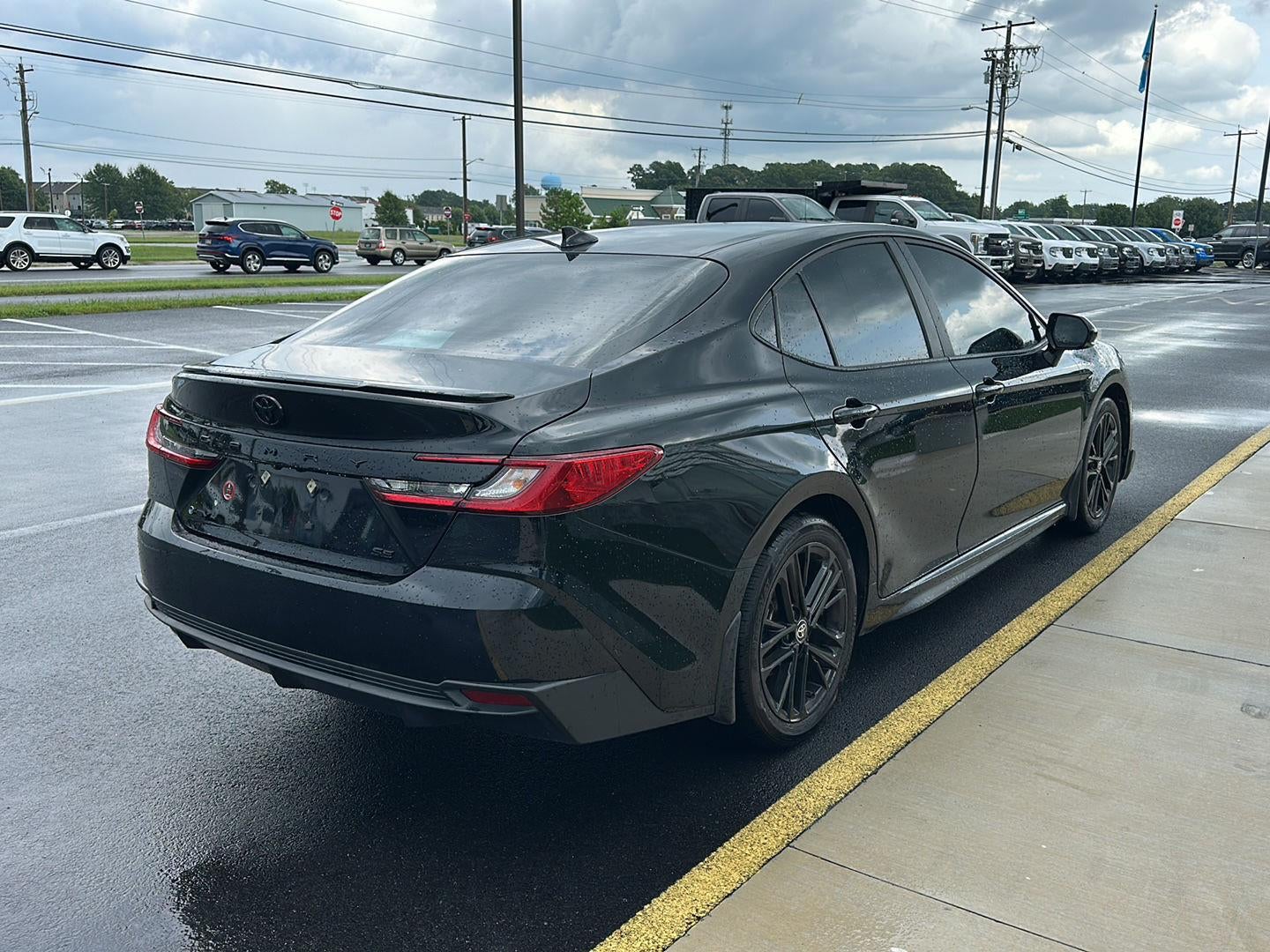 2025 Toyota Camry SE