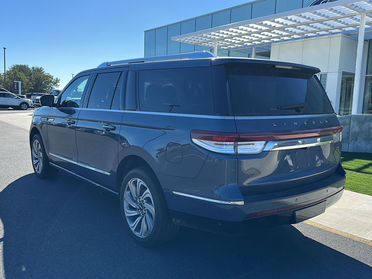 2023 Lincoln Navigator L Reserve