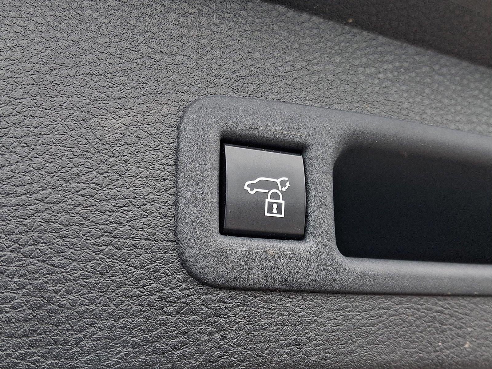 2025 Toyota Sienna Platinum 7-Passenger
