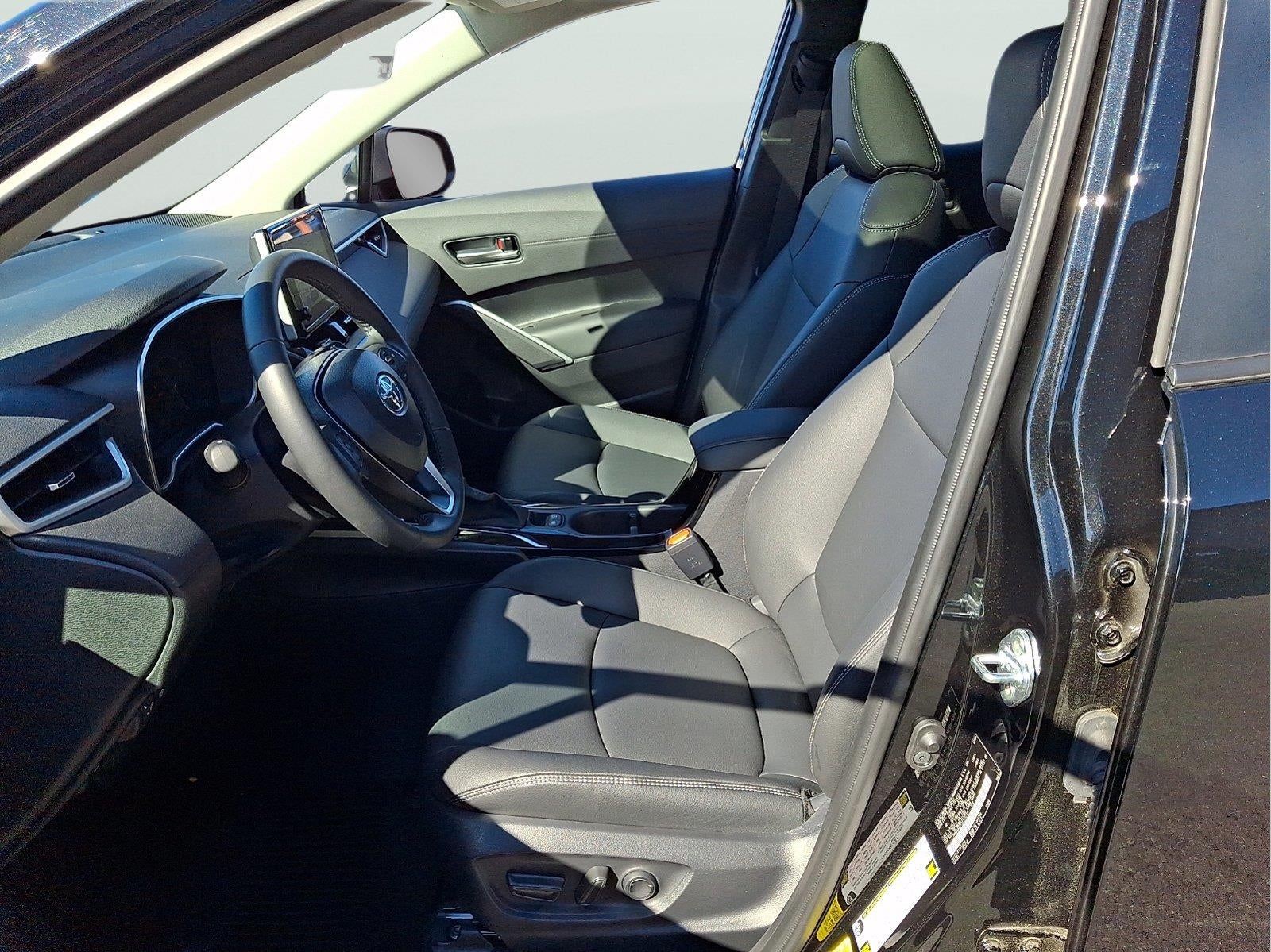 2025 Toyota Corolla Cross XLE