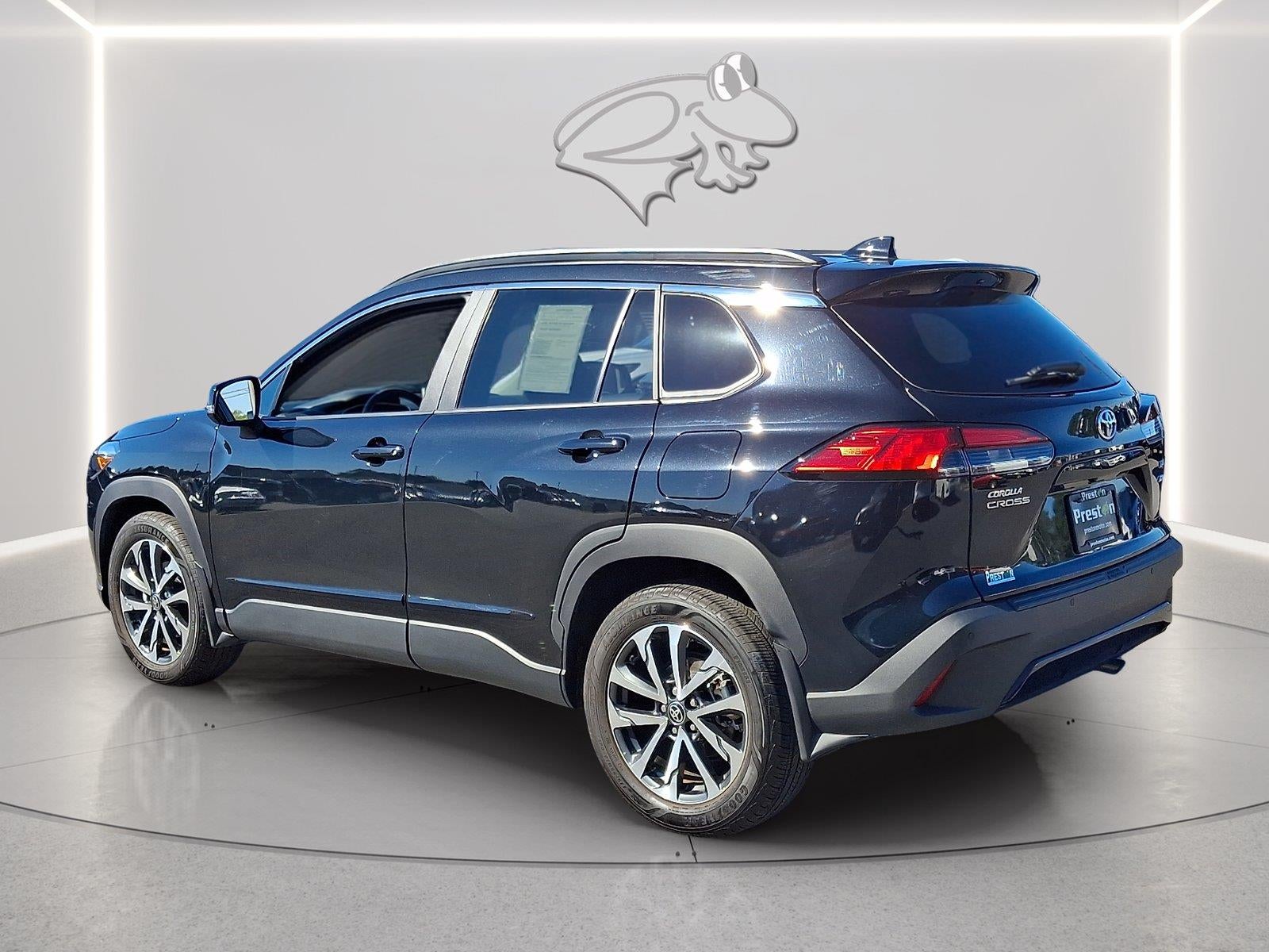 2025 Toyota Corolla Cross XLE