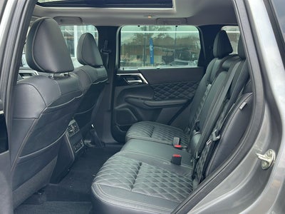 2023 Mitsubishi Outlander SEL