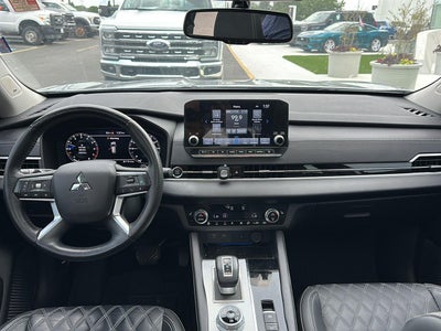 2023 Mitsubishi Outlander SEL