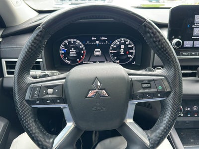 2023 Mitsubishi Outlander SEL