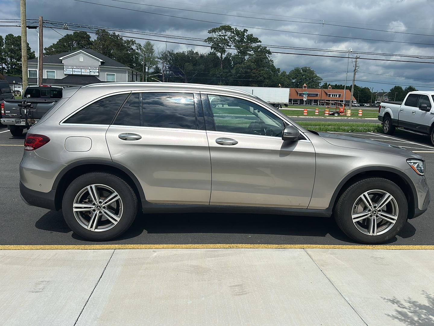 2021 Mercedes-Benz Glc GLC 300