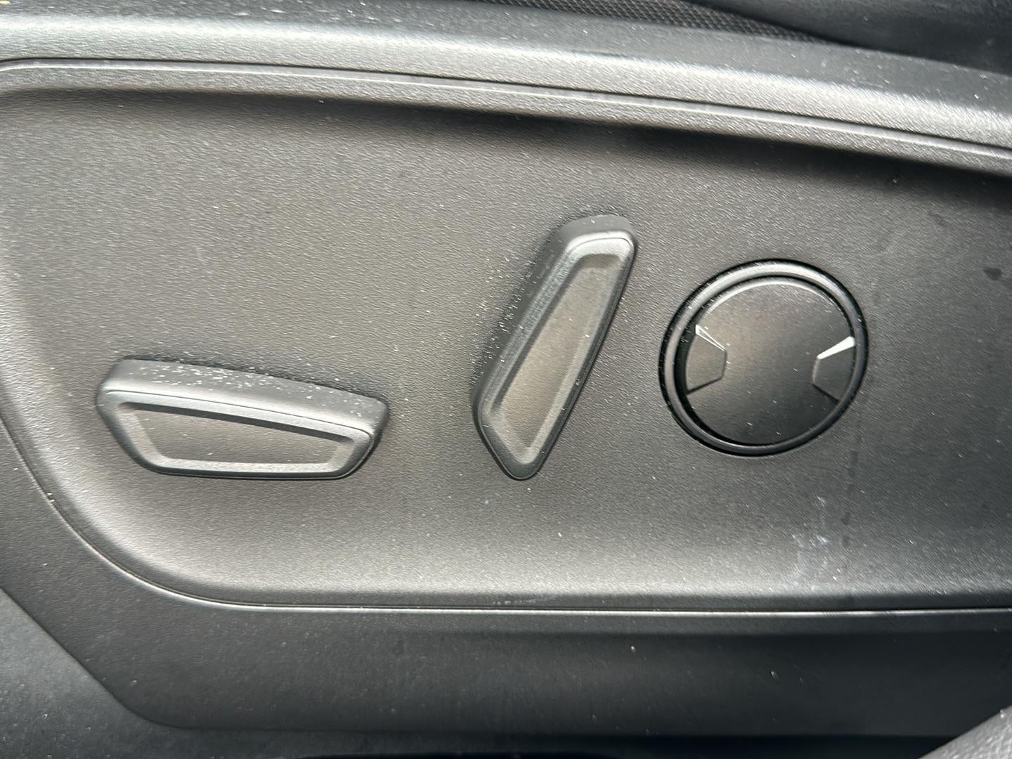 2023 Ford Escape Hybrid ST-Line