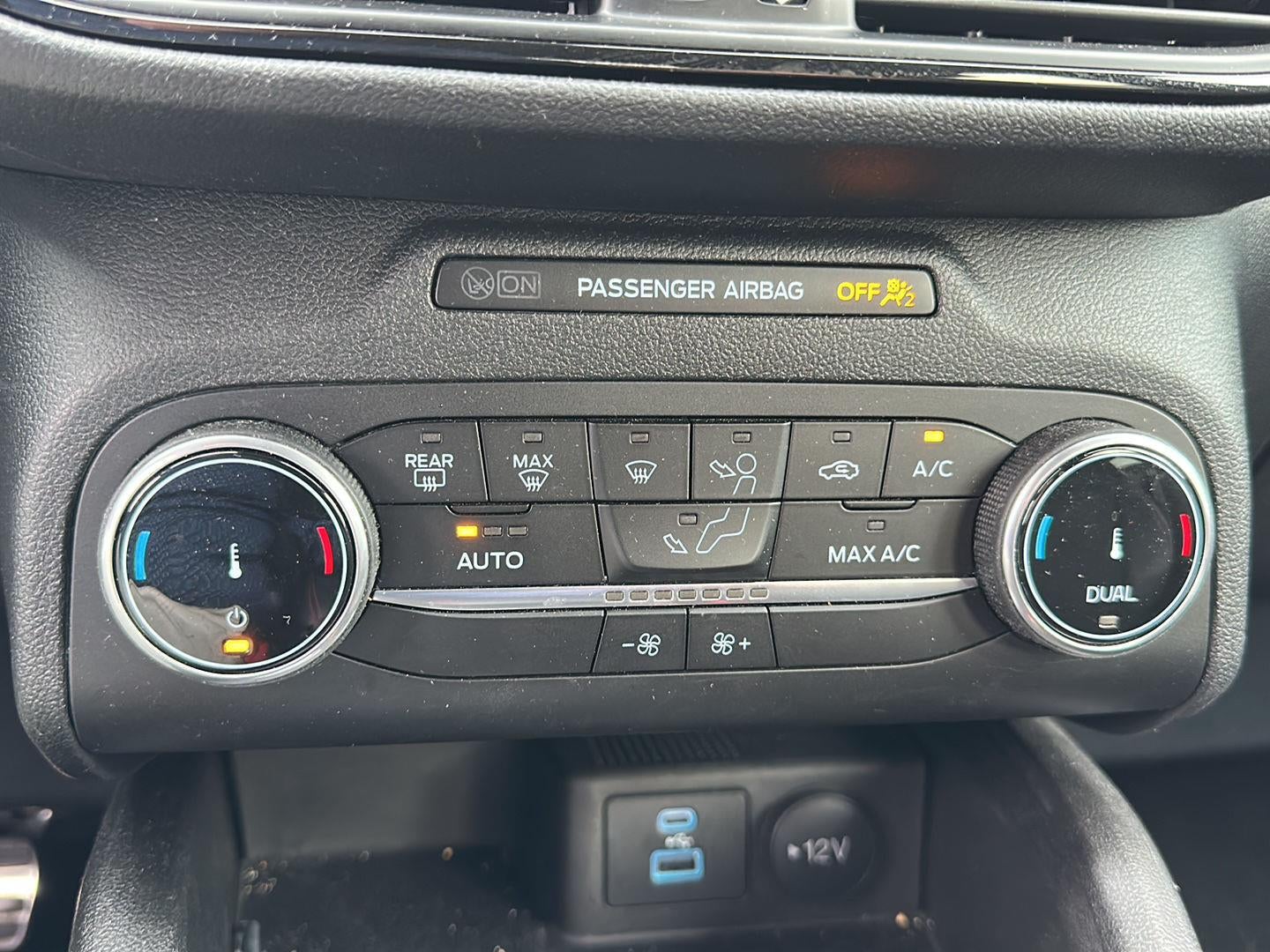 2023 Ford Escape Hybrid ST-Line