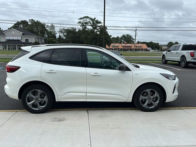 2023 Ford Escape Hybrid ST-Line