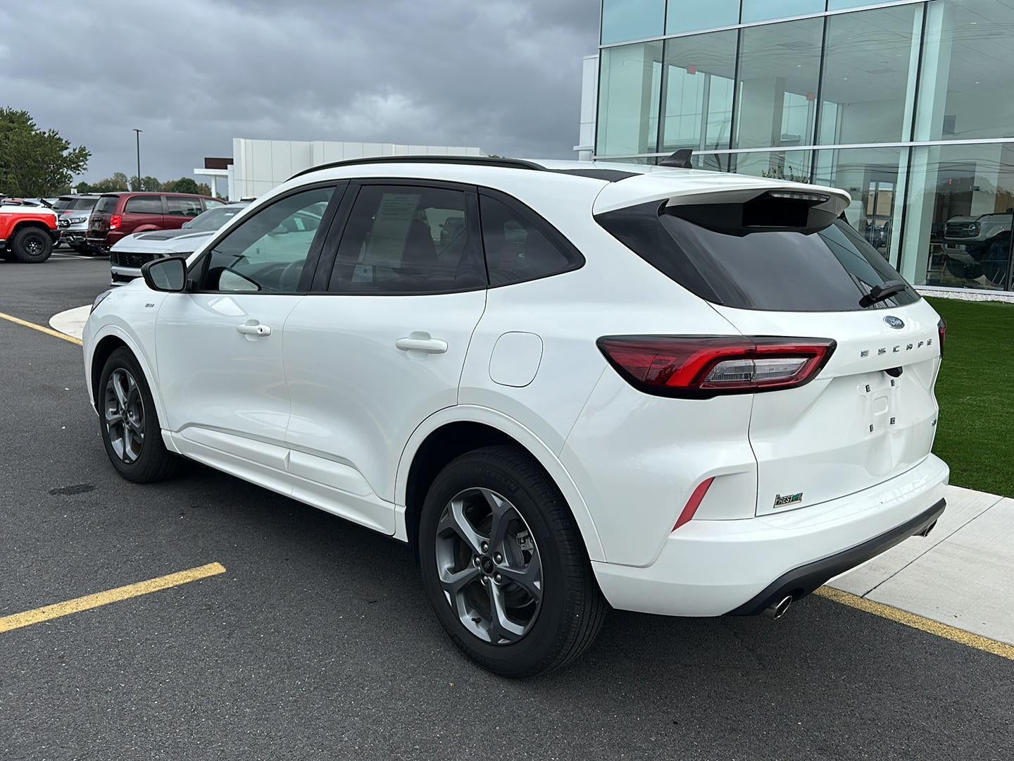 2023 Ford Escape Hybrid ST-Line