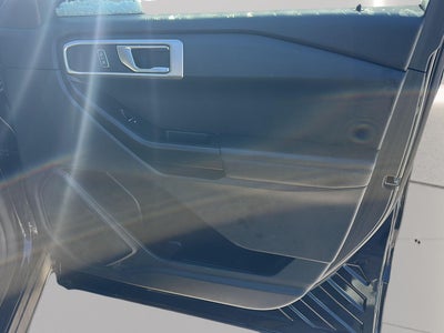 2020 Ford Explorer Base