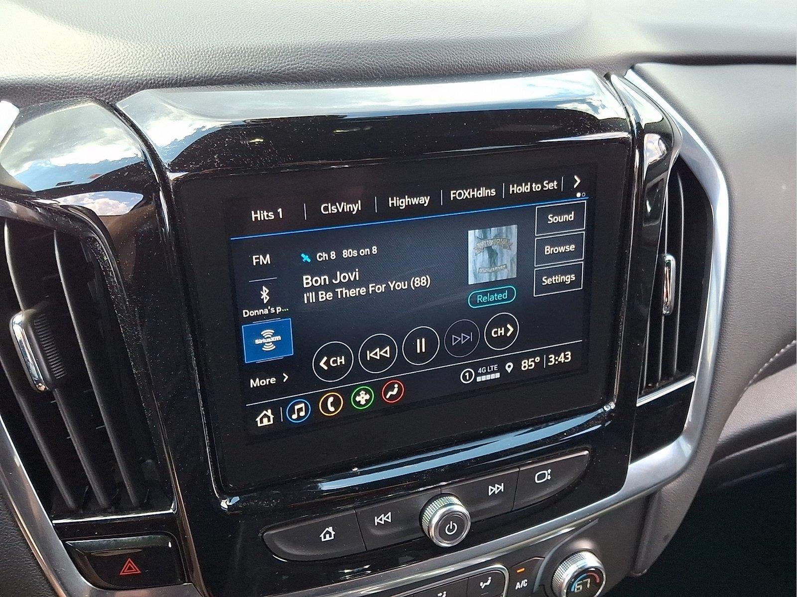 2023 Chevrolet Traverse LT Cloth