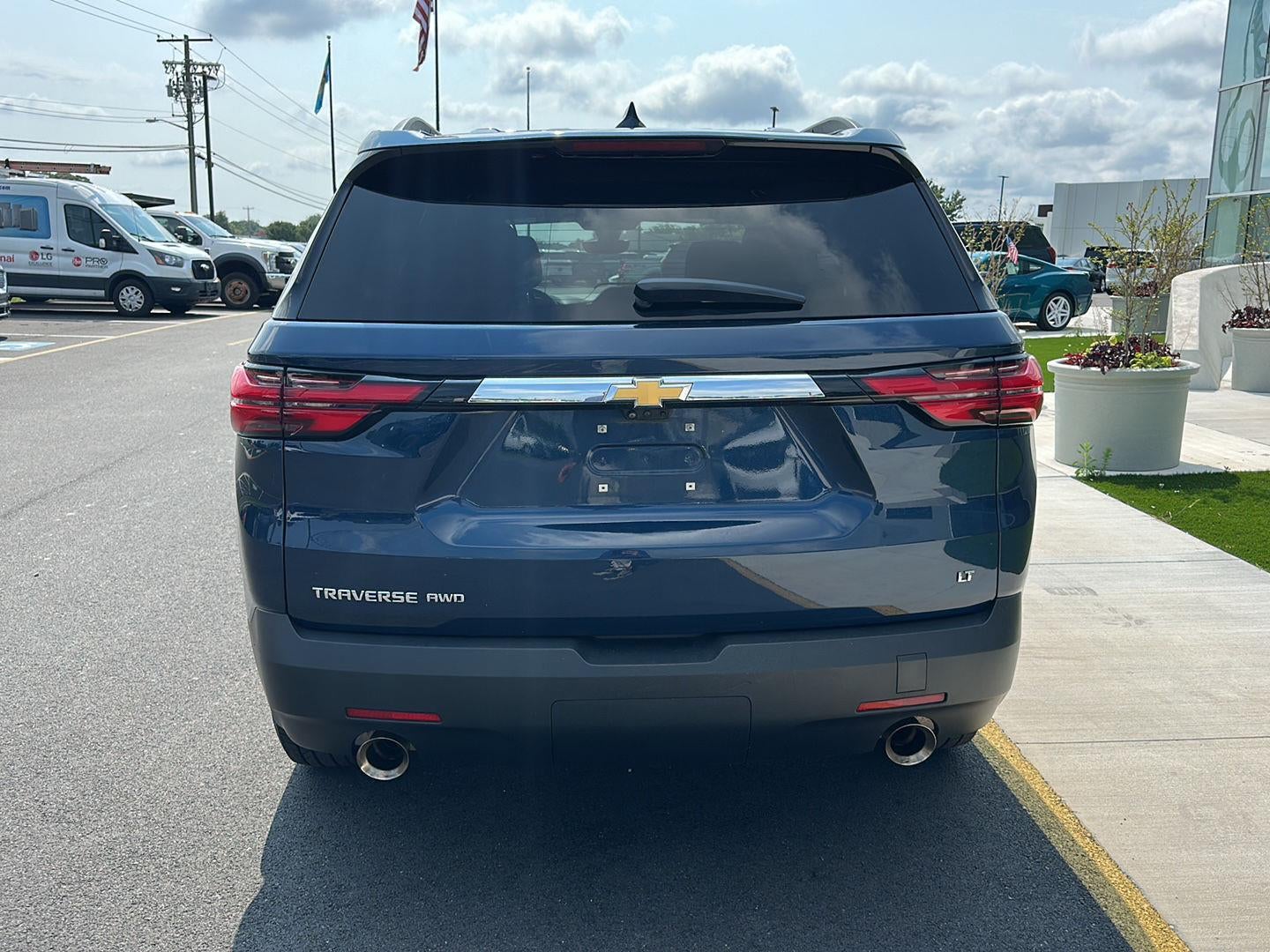 2023 Chevrolet Traverse LT Cloth