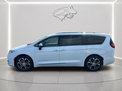 2026 Chrysler Pacifica Pinnacle