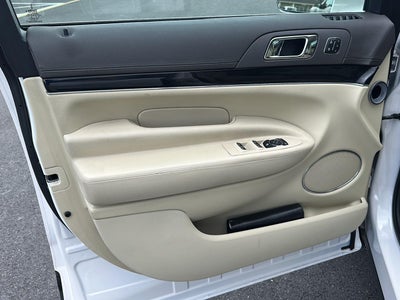 2019 Lincoln MKT Base