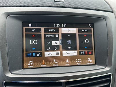 2019 Lincoln MKT Base