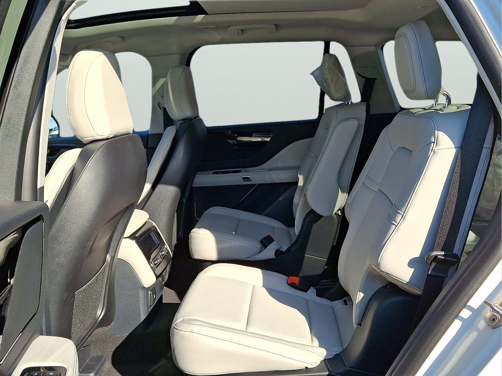 2027 Lincoln Aviator Premiere