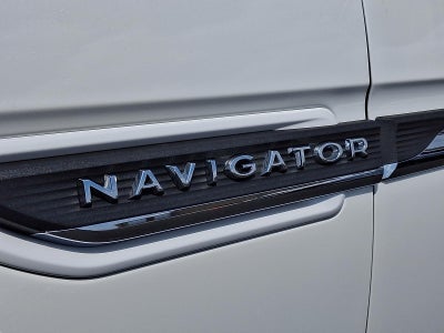 2024 Lincoln Navigator Premiere