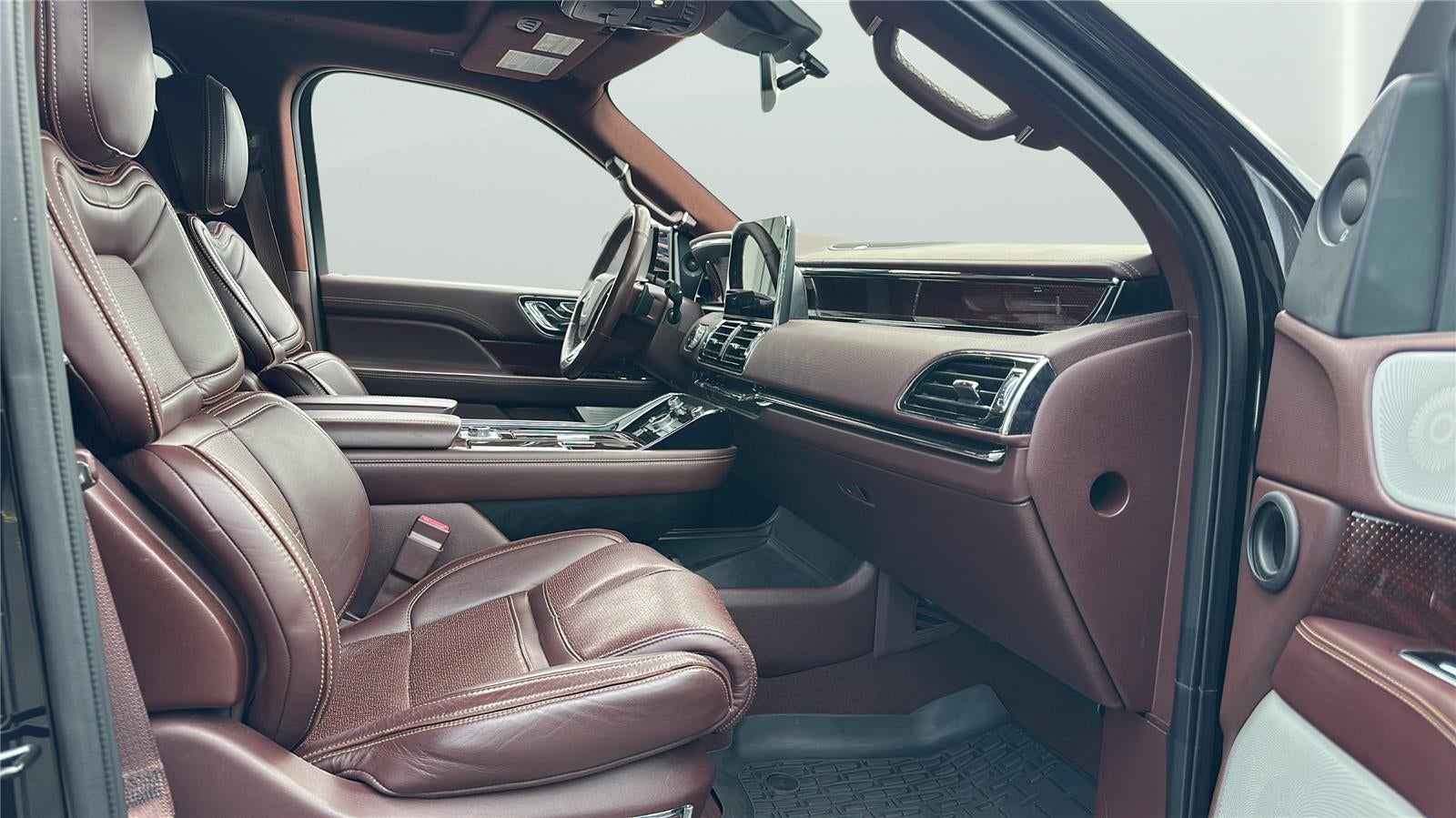 2018 Lincoln Navigator Black Label