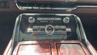 2018 Lincoln Navigator Black Label