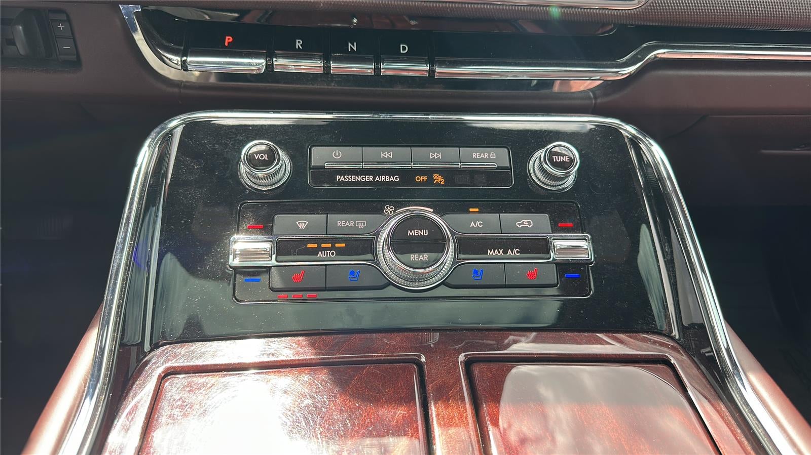 2018 Lincoln Navigator Black Label