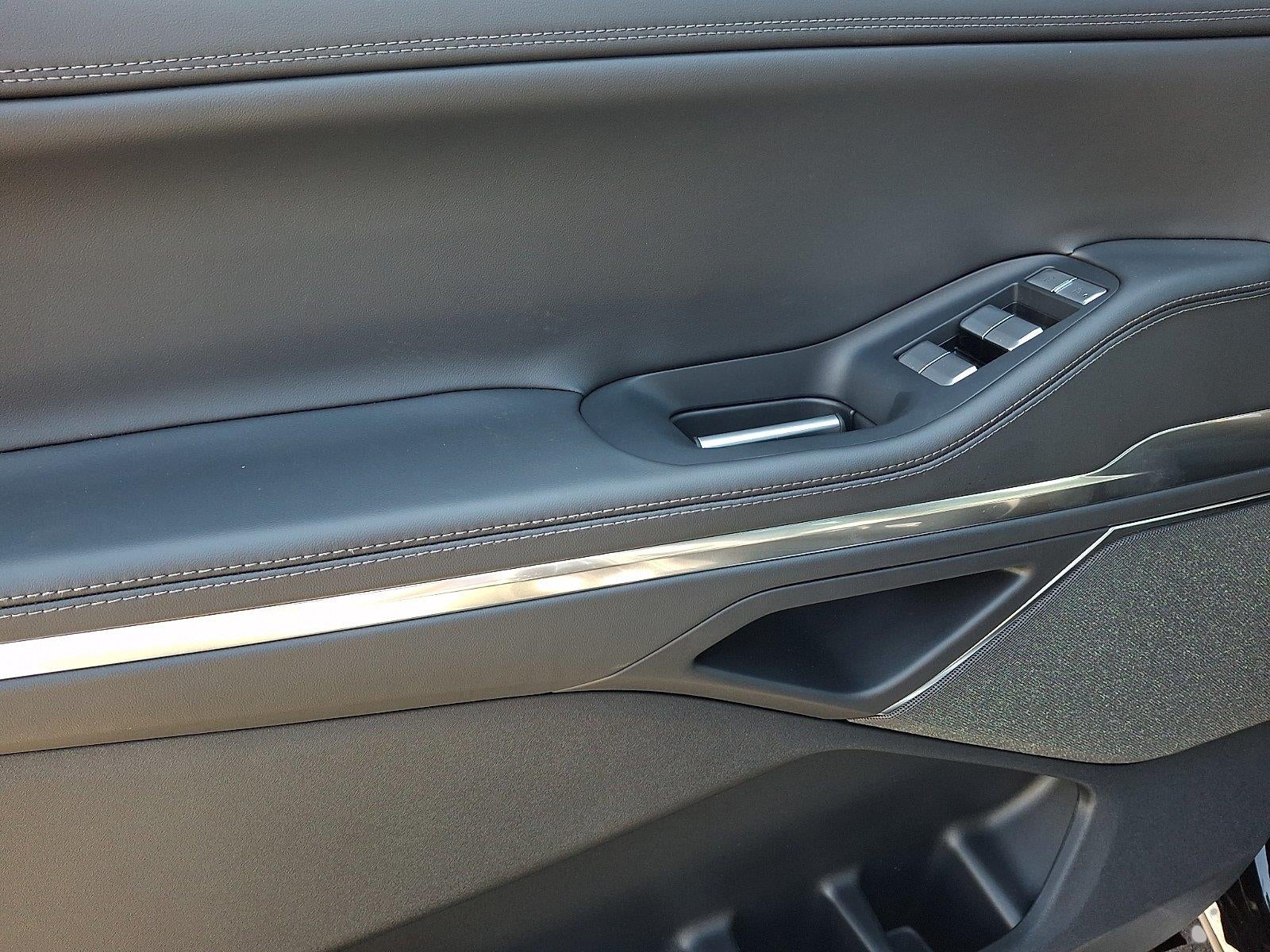 2027 Lincoln Navigator L Reserve