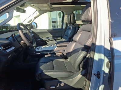 2025 Lincoln Navigator L Reserve