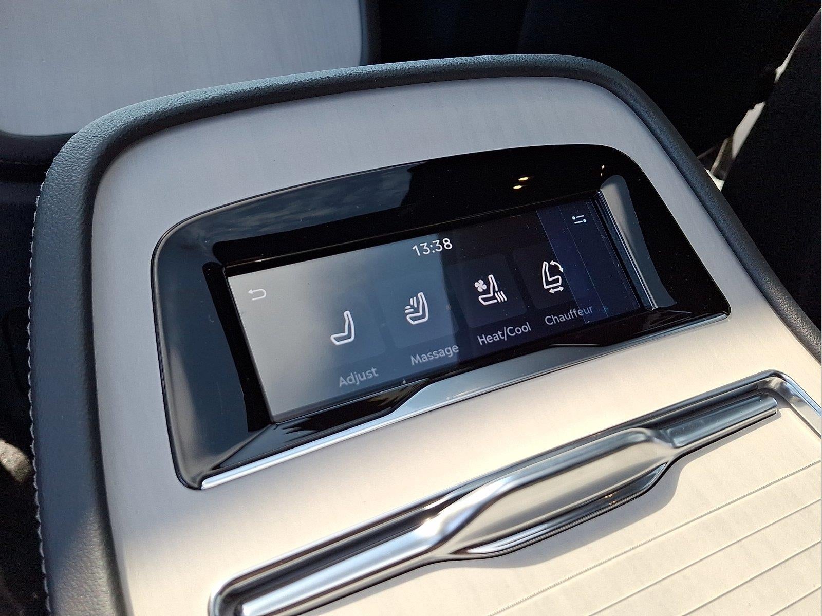 2027 Lincoln Navigator L Reserve