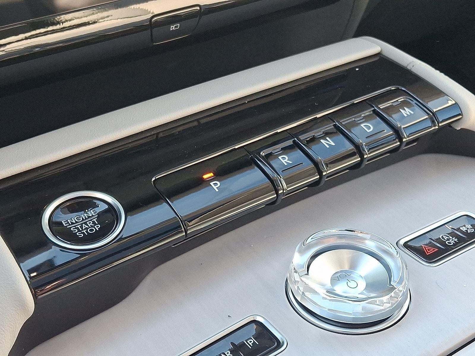 2025 Lincoln Navigator L Reserve