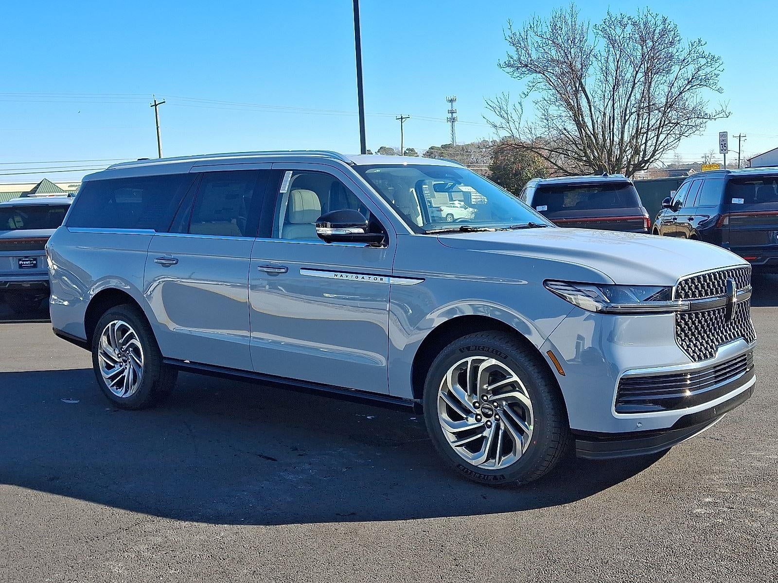 2025 Lincoln Navigator L Reserve