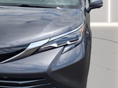 2025 Toyota Sienna Platinum 7-Passenger