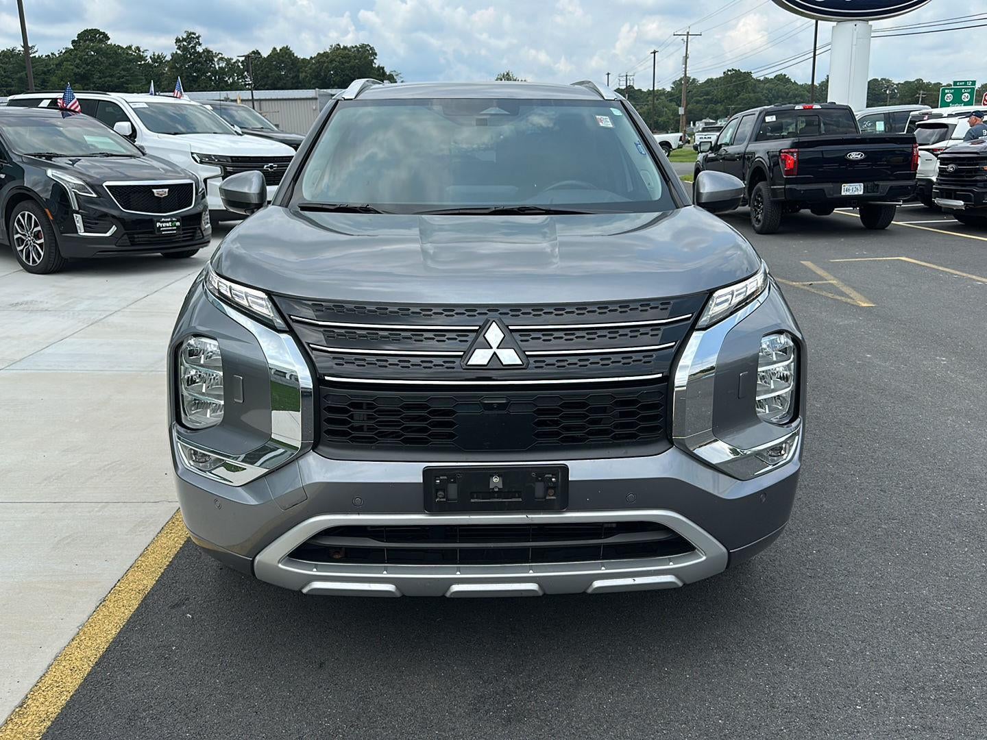 2023 Mitsubishi Outlander SEL