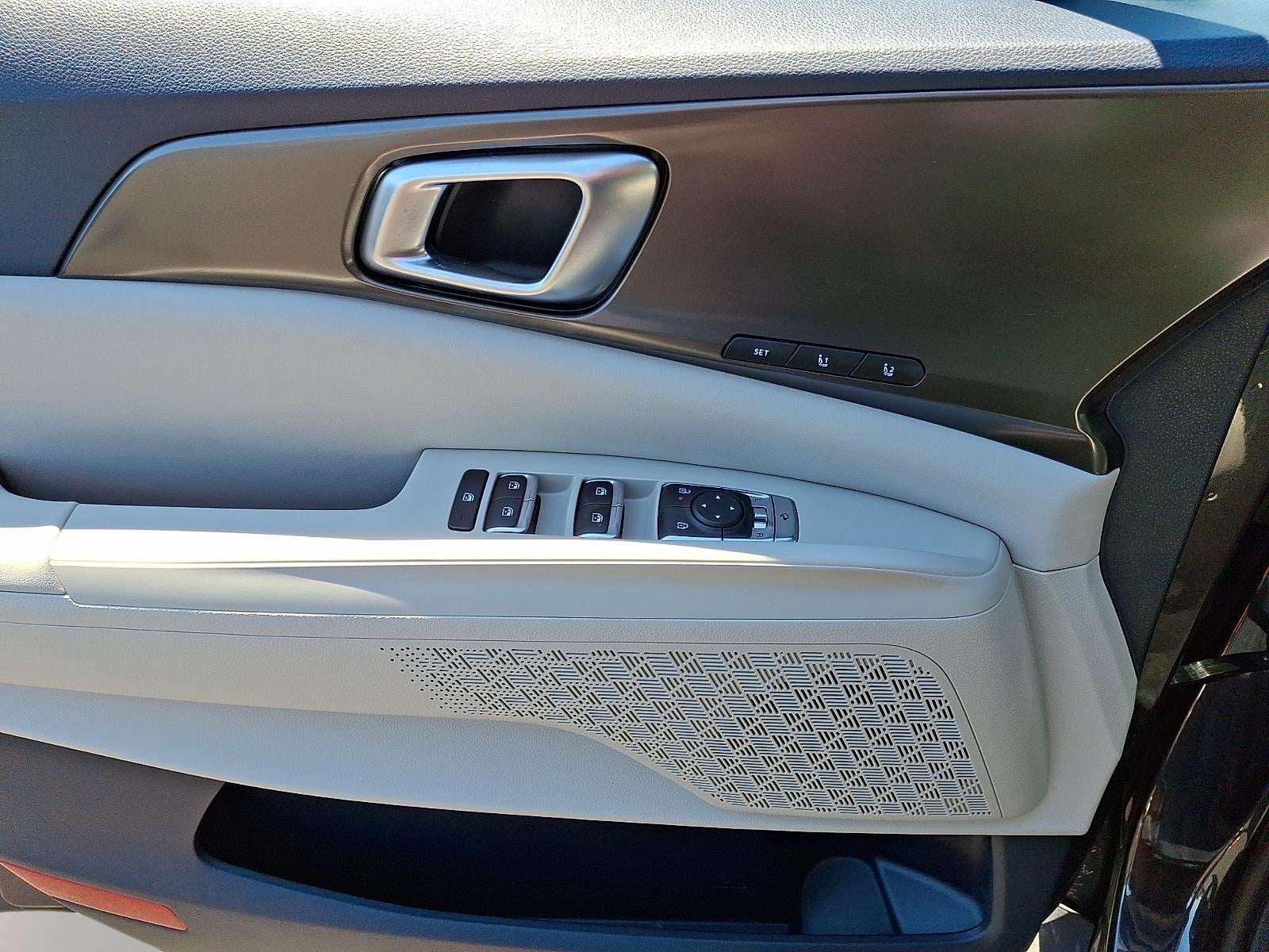 2025 Kia Carnival SX