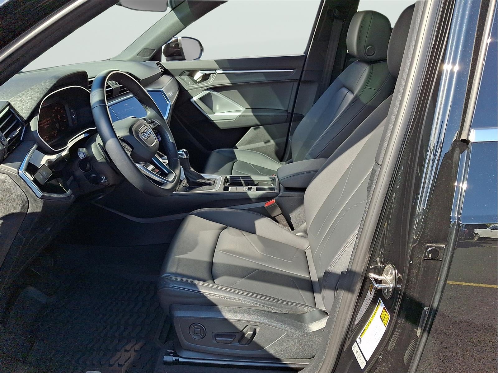 2024 Audi Q3 S line Premium Plus