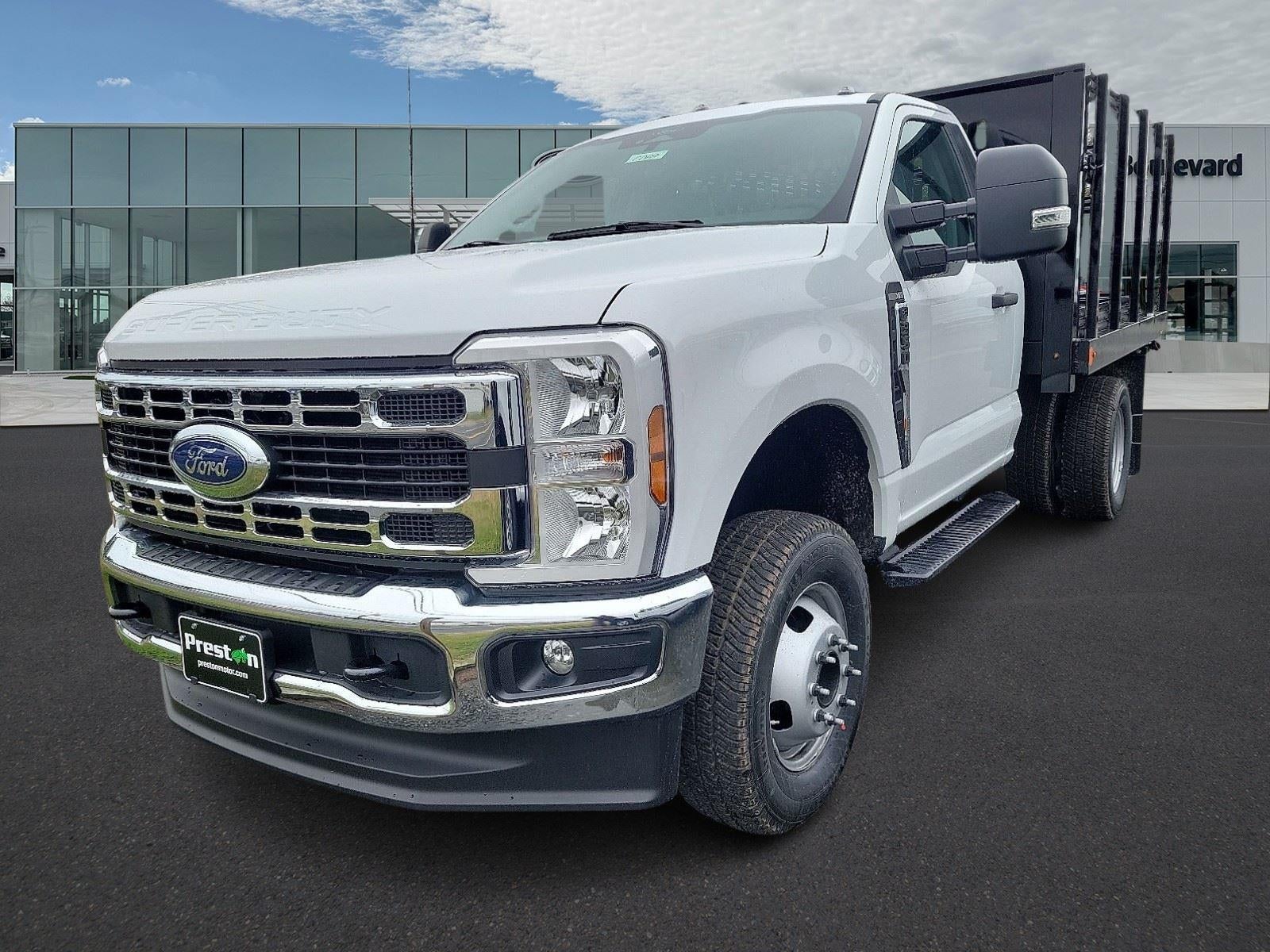2024 Ford Super Duty F-350 DRW XL