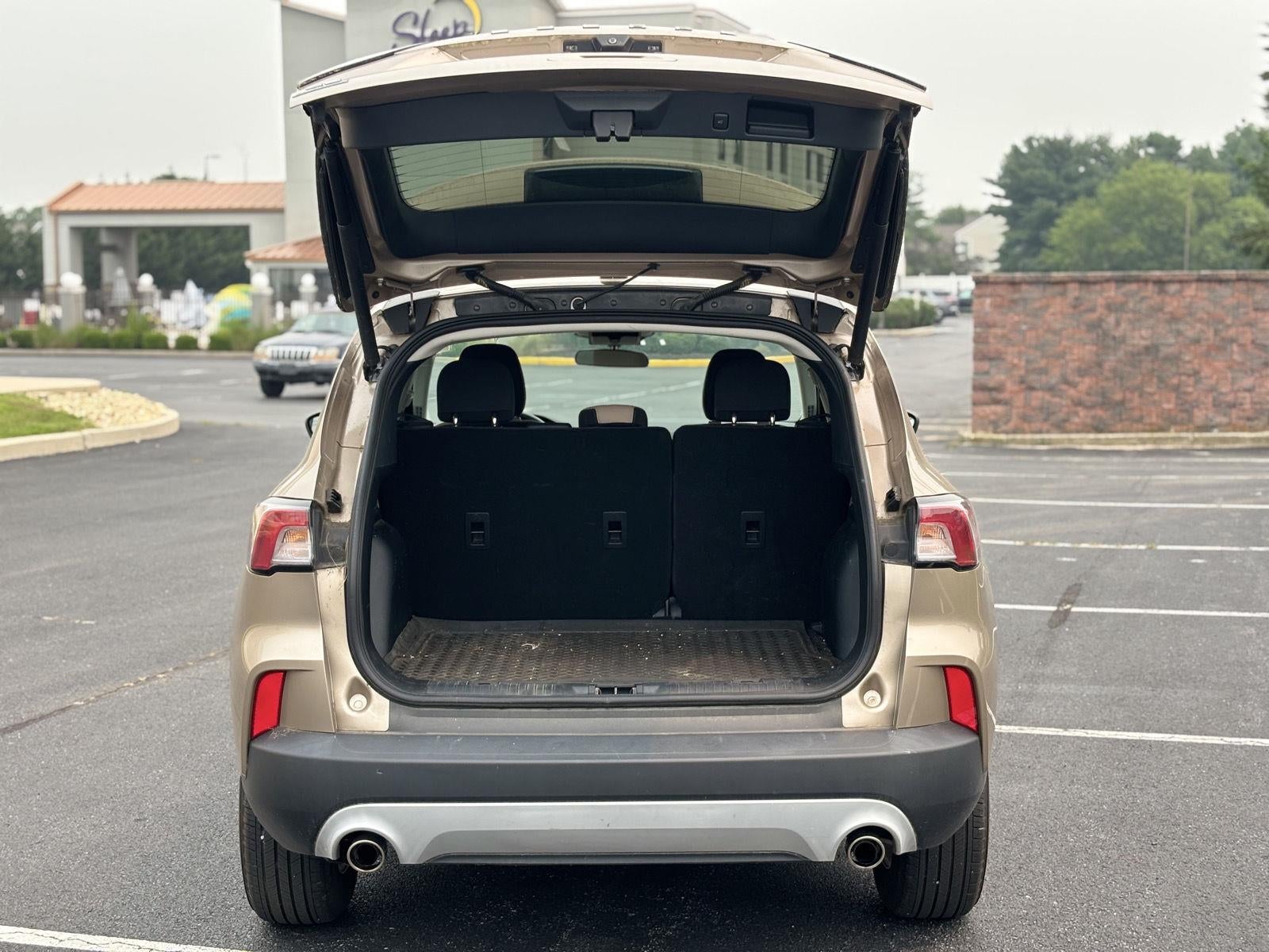 2021 Ford Escape SE