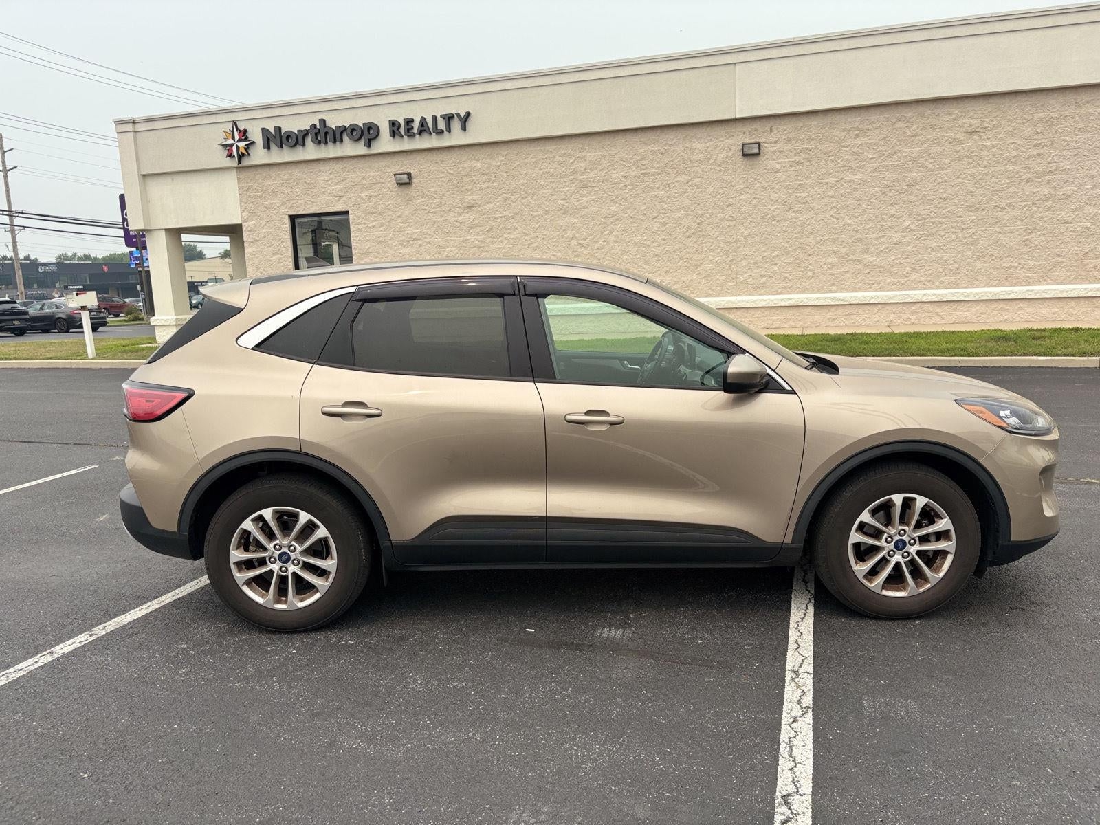 2021 Ford Escape SE