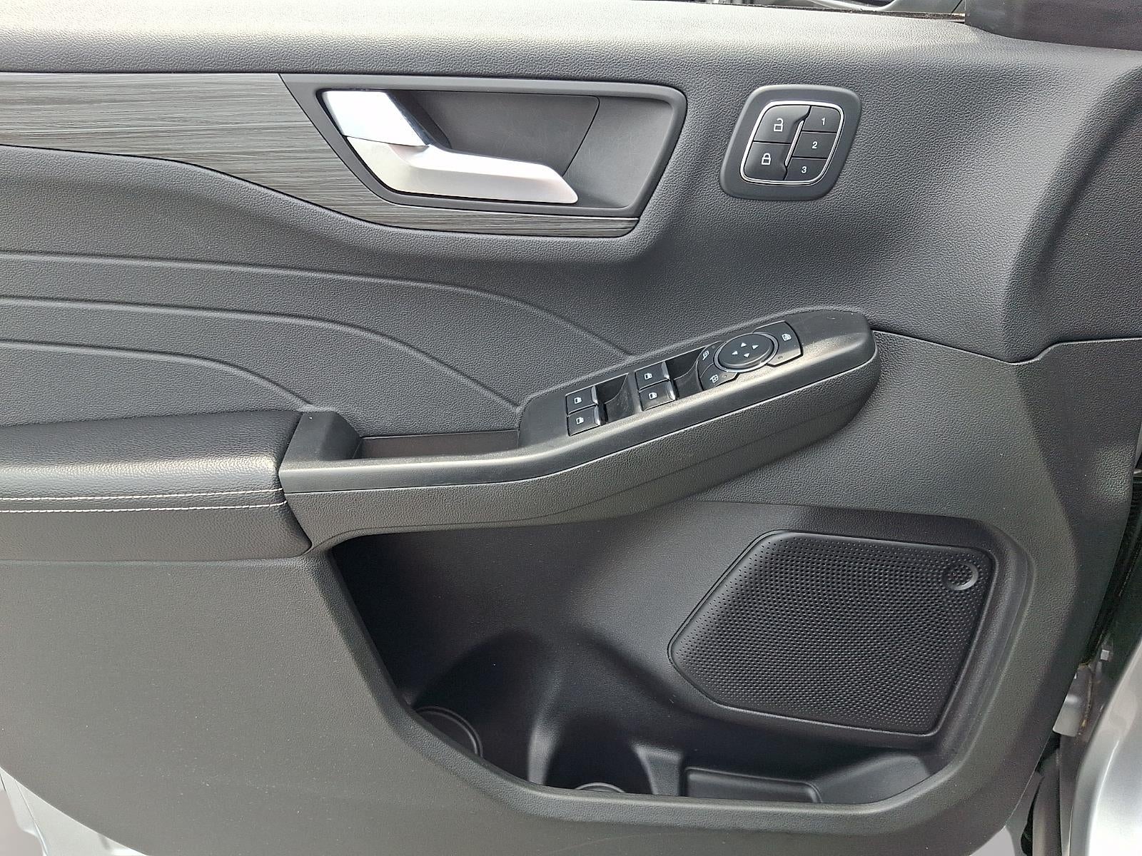 2023 Ford Escape Hybrid Platinum