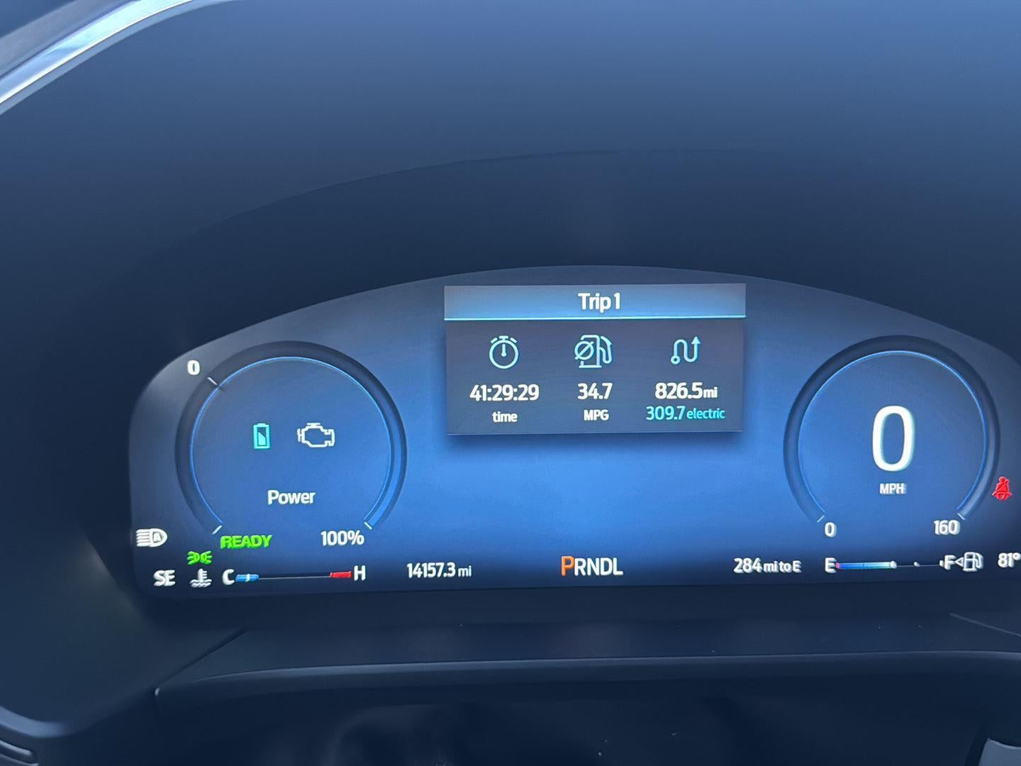 2023 Ford ESCAPE PLAT