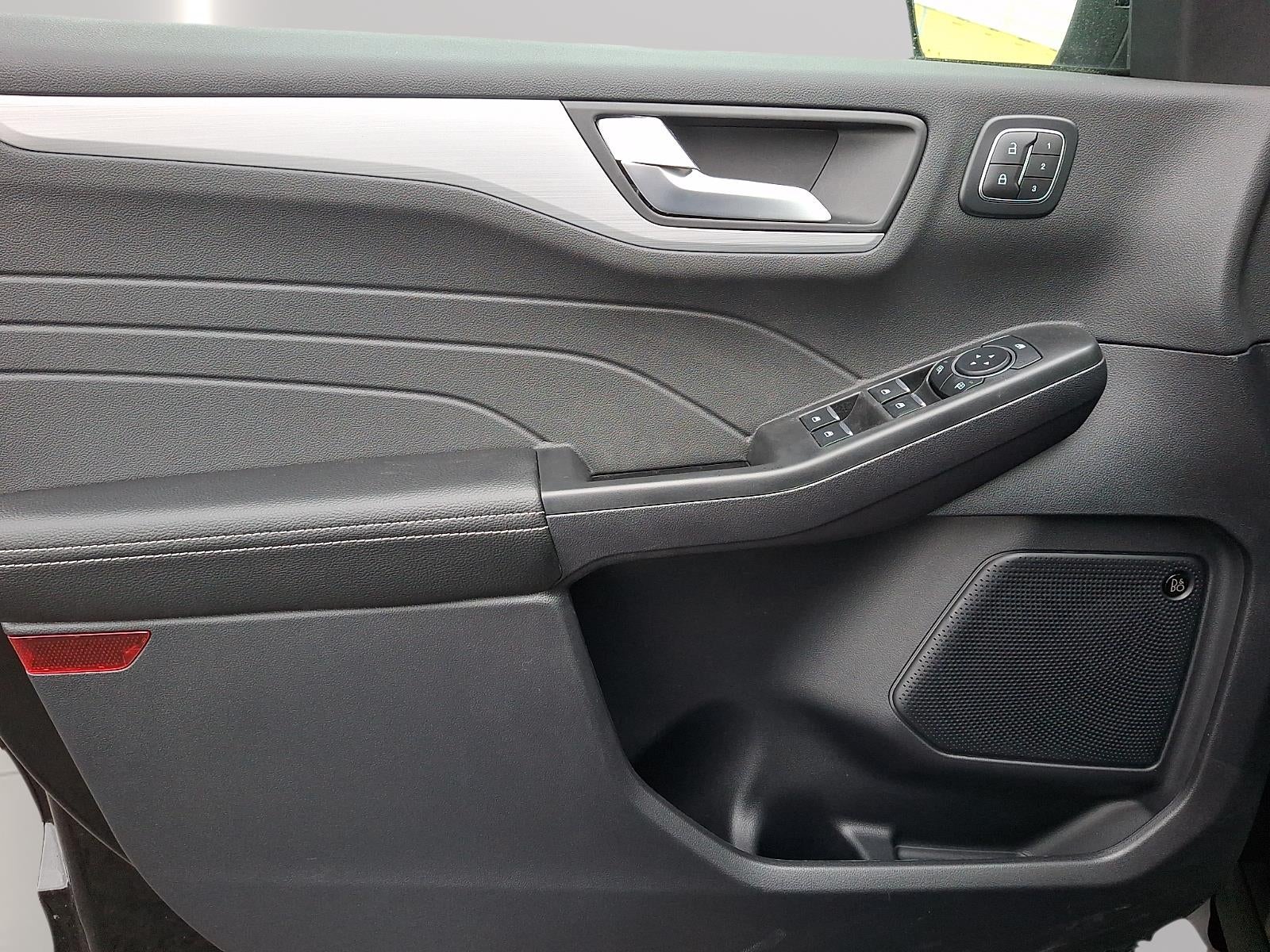 2026 Ford Escape Hybrid Platinum