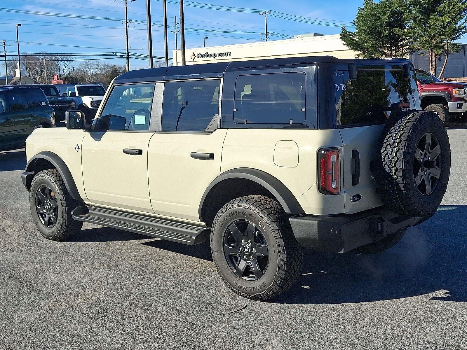2025 Ford Bronco Outer Banks